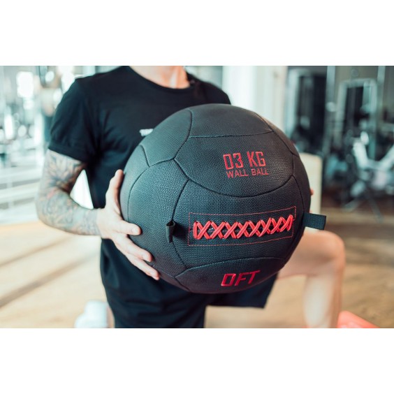 Тренировочный мяч Original FitTools Wall Ball Deluxe 10 кг FT-DWB-10